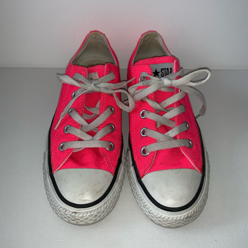 Converse Hot Pink
